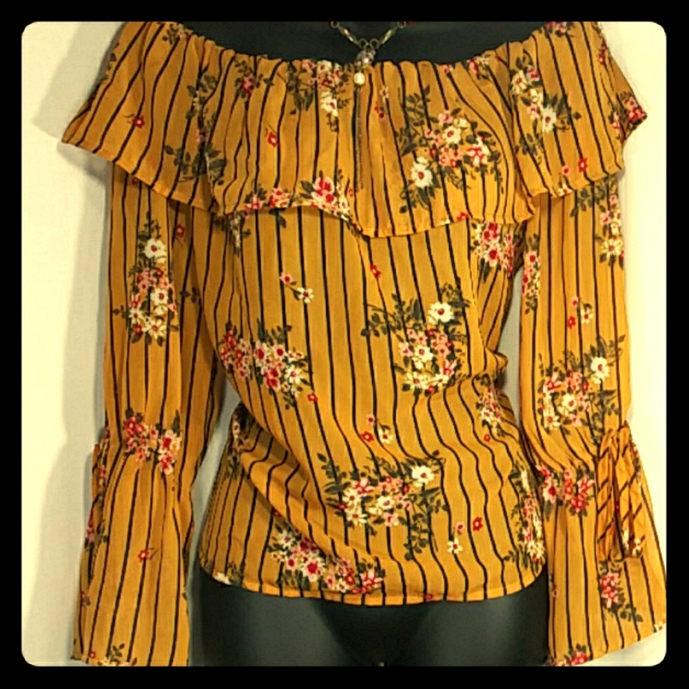 Hype Floral Blouse. Size Large (approx 12/14)
